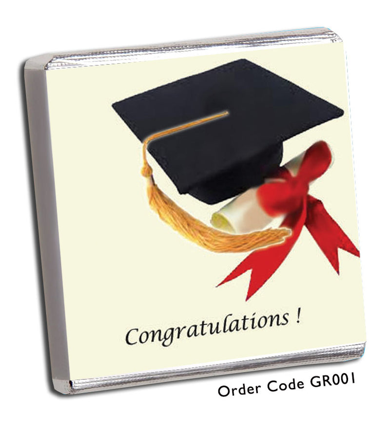 graduation party favour with mortarboard and scroll