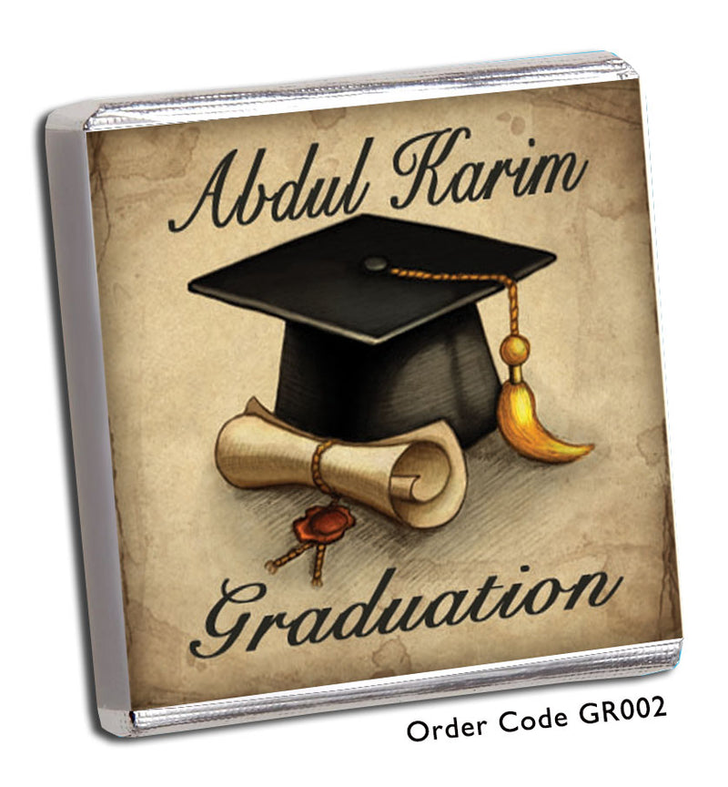 graduation party favour with mortarboard and scroll